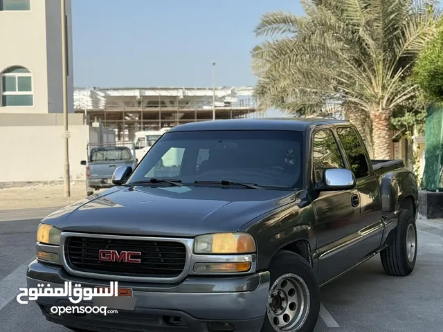 Used GMC Sierra in Muharraq