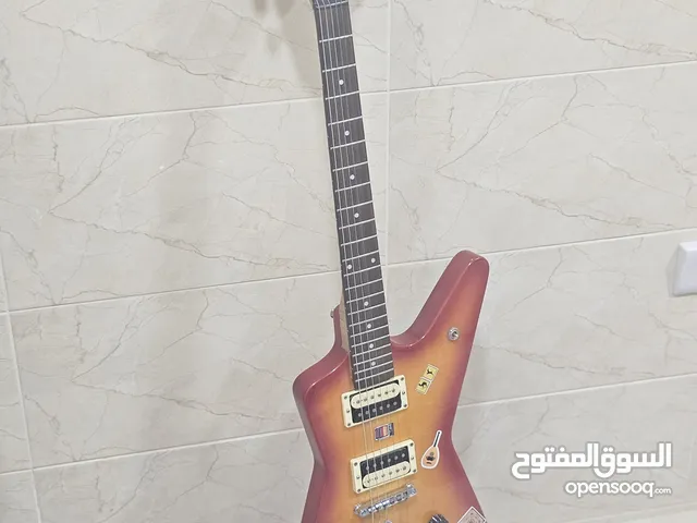 جيتار كهربائي مناسب للفرق وكل شي نظيف جدا بدون خدوش Dean ml