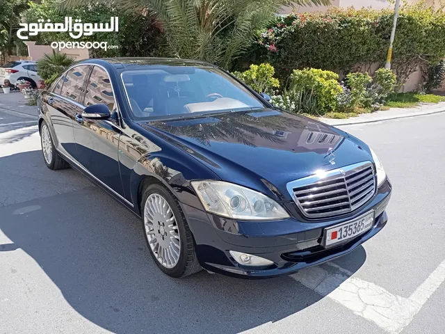 Mercedes Benz S-Class S 500 in Southern Governorate