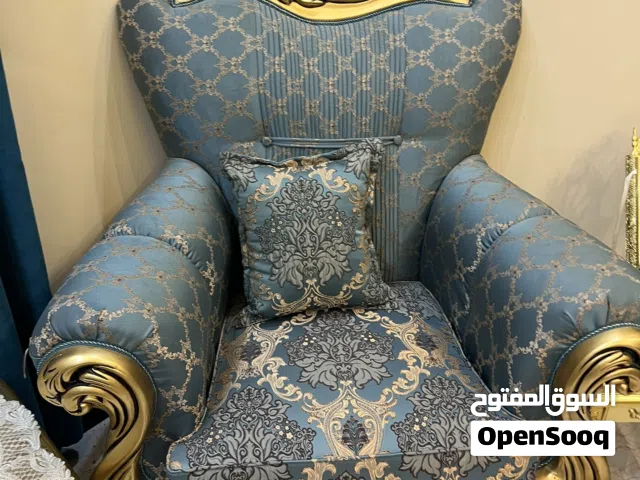 قنفات ملكيه مع اربع طبلات حجم عادي و مع طبله كبيره
