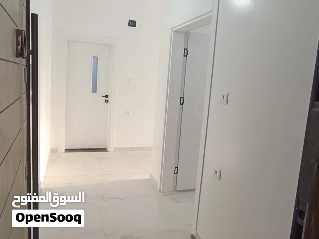 شقة جديدة للبيع في السراج بداية شارع اسطنبول