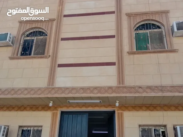 200 m2 2 Bedrooms Apartments for Rent in Al Riyadh Al Munsiyah