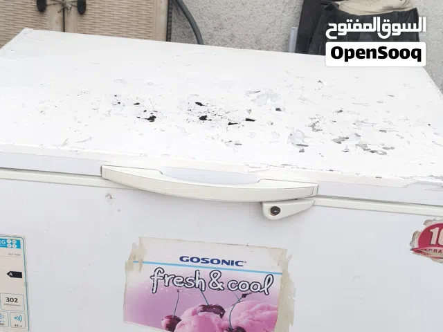 مجمده مستخدمه للبيع ماطور عاطل فقط نظيفه كلشي بلاد