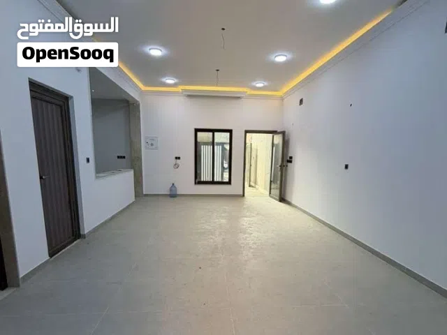 150 m2 2 Bedrooms Townhouse for Rent in Basra Khadra'a