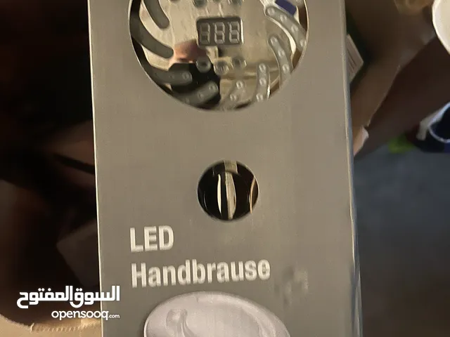 دوش حمام مع LED