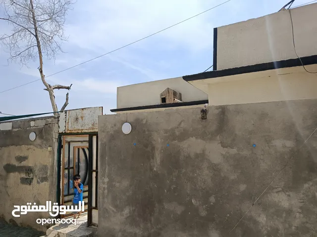 300m2 5 Bedrooms Townhouse for Sale in Basra Abu Al-Khaseeb