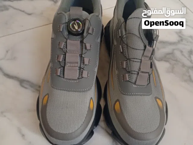 جوني لبيع من الاخر