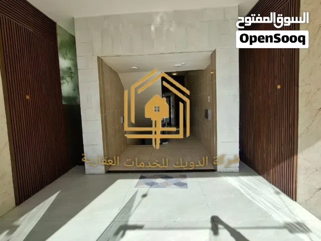شقة مجددة بالكامل - ام أذينة - 3نوم 1ماستر - 250م - قرب الخدمات العامة - موقع هادئ ومميز