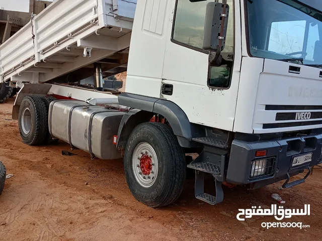 Tipper Iveco 2002 in Sabha
