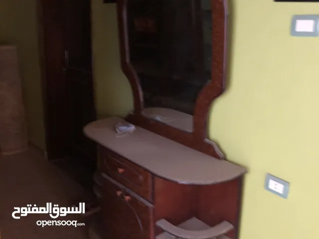 مدخل صغير  مستعمل