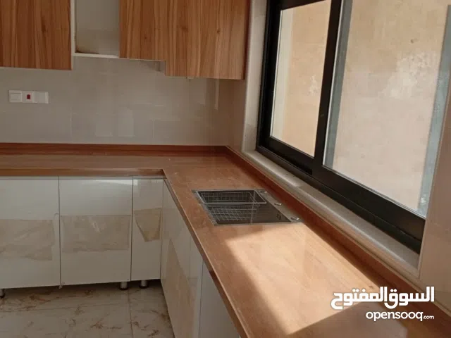 بيت في مدينة بوابة الكاظميه طابقين 3غرف وصاله