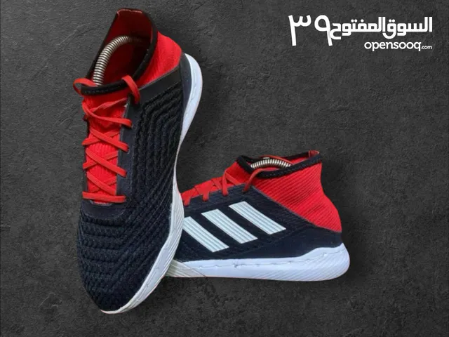 احذية اصلية شبه ملبوسه 60 فقط شامل التوصيل