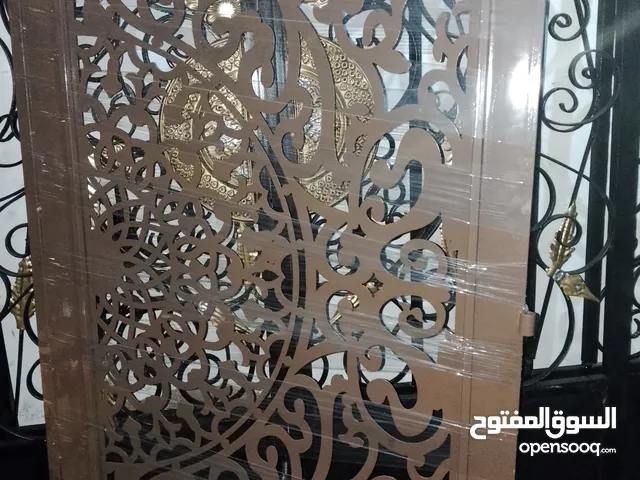 أبواب حديد