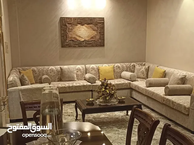 200 m2 3 Bedrooms Apartments for Sale in Amman Daheit Al Yasmeen