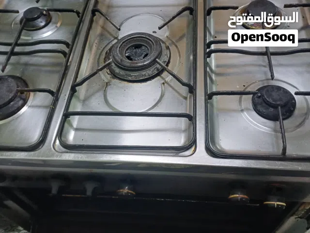 غسالة LG  7 كيلو  وغاز 5 عيون 90 سم للبيع
