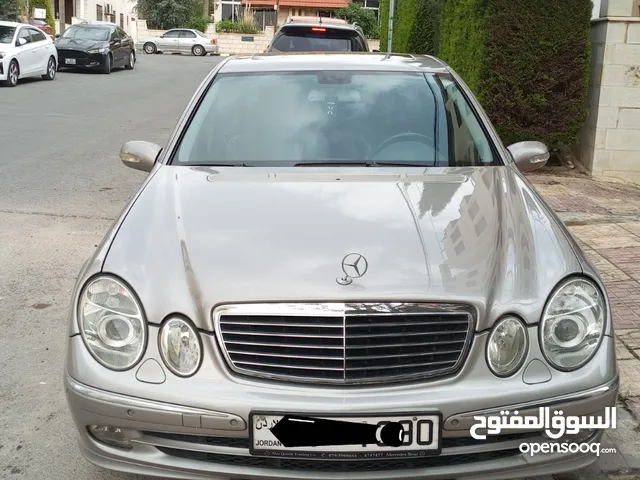 مرسيدس W211 E200 موديل 2004