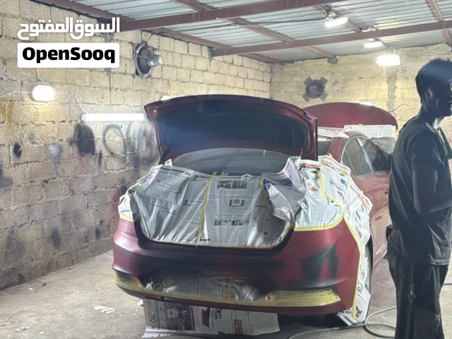 للبيع جراج مع العمال جاهز والجراج حاليا شغال