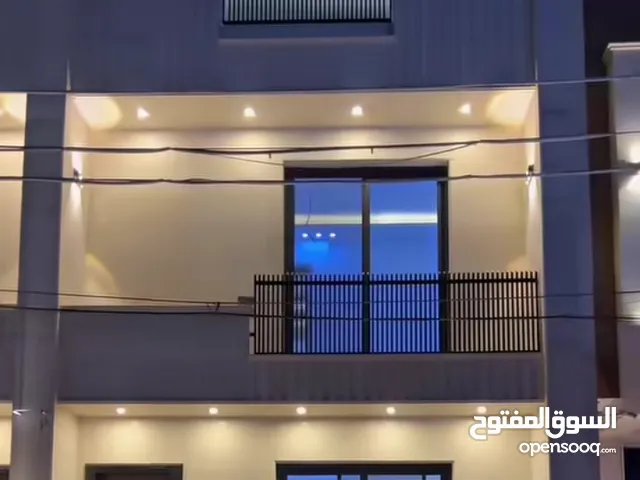 بيت درجه اولى للبيع في السيديه بمساحه خمسين متر