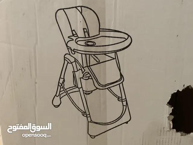 كرسي طعام للأطفال من Giggles بحالة ممتاز
