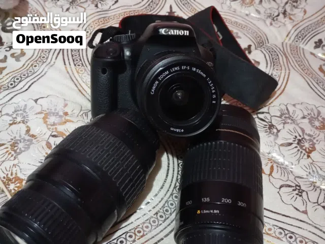 Caméra canon EOS 550D مستعملة مرتين فقط بتمن جيد