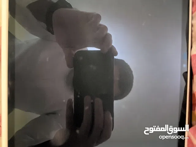 Ipad pro 2024 (M4) 256GB silver no scratches perfect condition used slightly