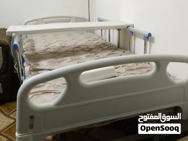 للبيع تخت طبي كهربائي جديد بحالة ممتازة