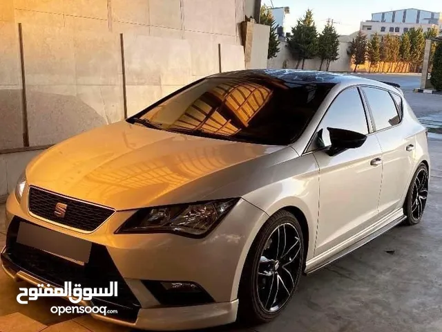 سيات ليون  2014 للبيع