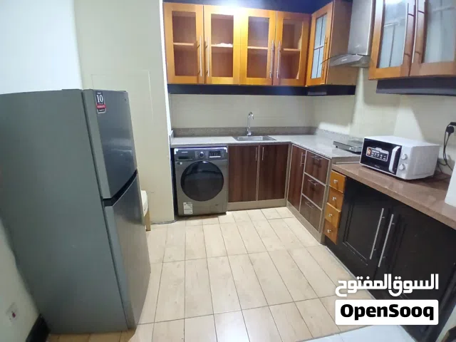Spacious StudioUnlimited EWAFree WIFI استوديو واسع  مكالمات ورسائل غير محدودة  واي فاي مجاني