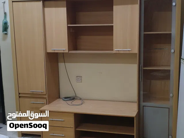 TV Unit / Wall Unit From Pan Emirates In Throw Away Price.