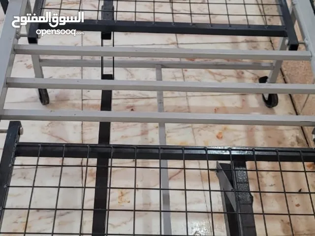 تخت طبي ماناويل عدد 2 للبيع
