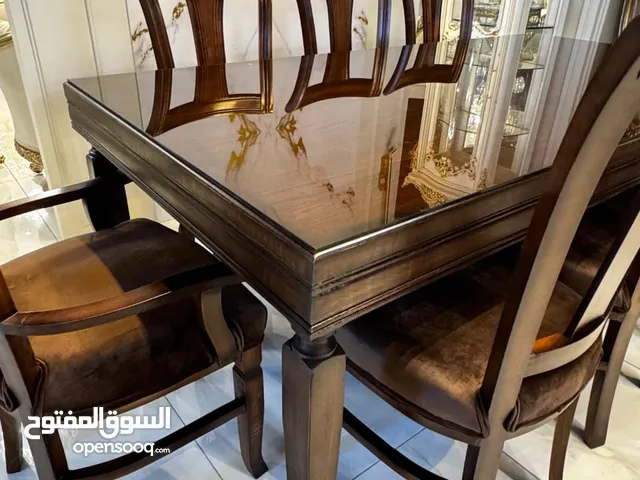طاولة سفره 8 كراسي فخمه للبيع