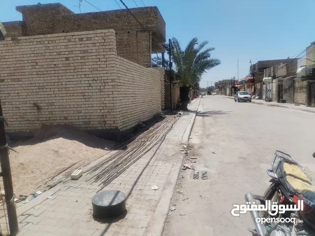 قطعه ارض للبيع مساحتهه 110بشارع ابو جواد البديري قرب الشبكه
