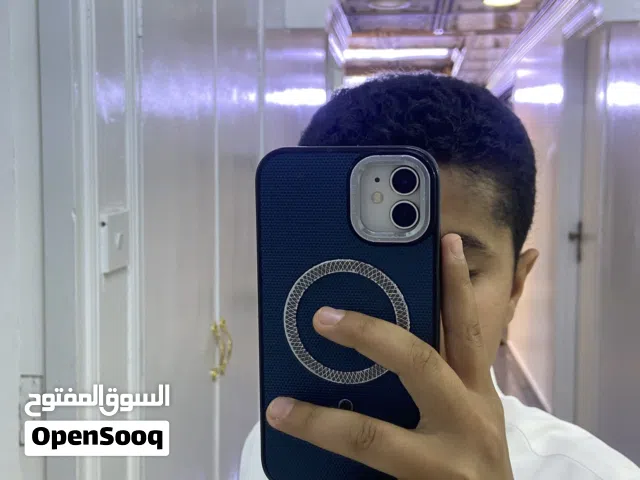 Apple iPhone 11 128 GB in Mafraq