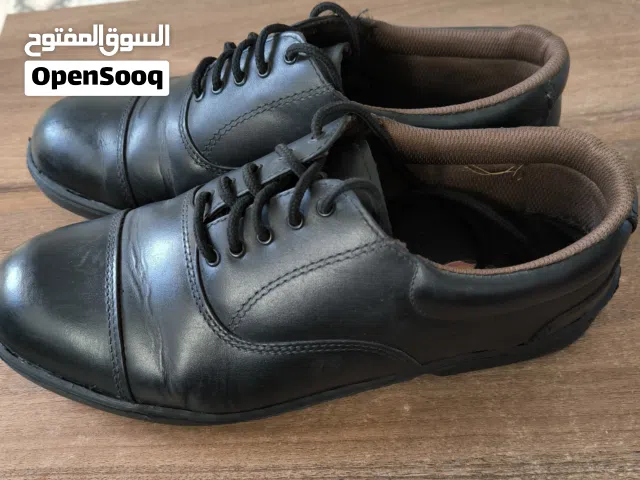 حذاء أمريكى الأصل استعمال نظيف مخدوم