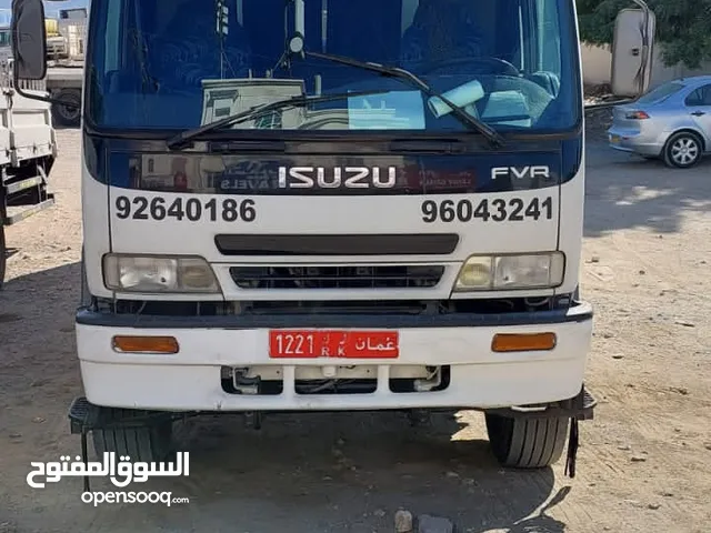 good condition Isuzu truck