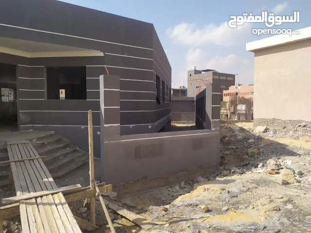 مصنع للبيع في التجمع الاول بالمنطقة الصناعية الثالثه هو يمكن تشغيله كا مصنع للنشاط الذي تختاره