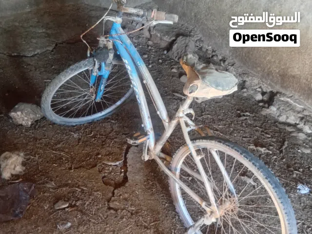 بسكليت للبيع بحالت الوكاله مو محتاج غير تيوب امامي وخلفي