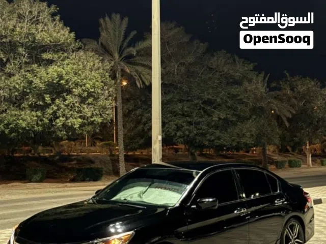 هوندا اكورد 2017 Sport أسود مرخصة بحالة جيدة مع مواصفات أمريكية