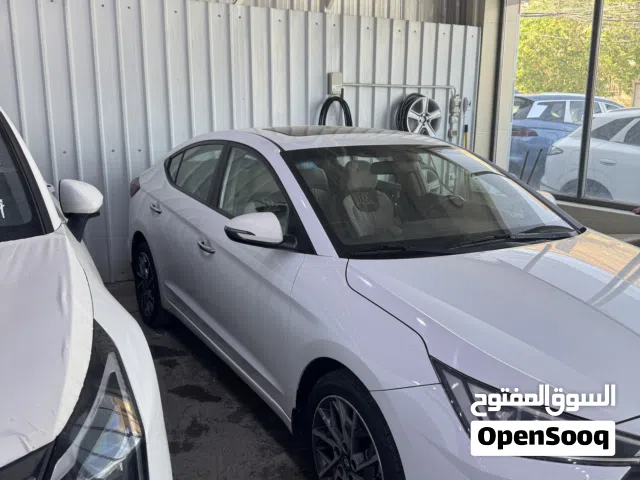 2020 هيونداي النترا Limited