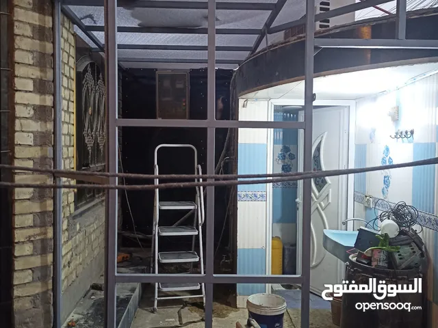 130 m2 5 Bedrooms Townhouse for Sale in Baghdad Dora