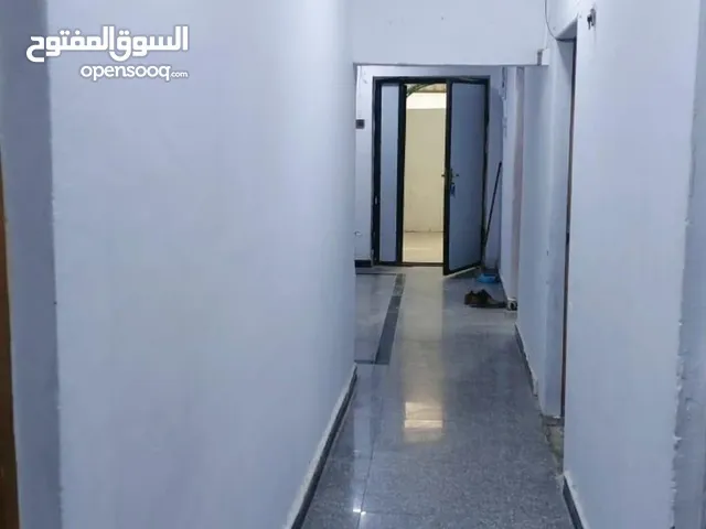 200 m2 3 Bedrooms Townhouse for Rent in Basra Juninah