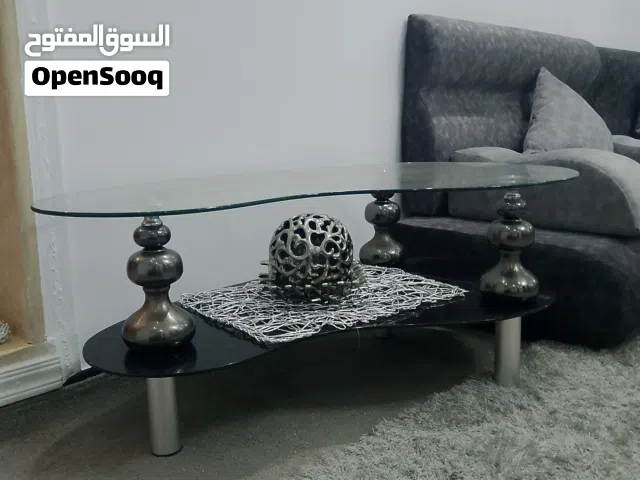 بعون الله بيع طاوله مرش جميله ونظيفه