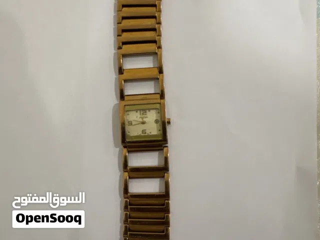 ساعة البا للبيع تعمل بحالة جيدة