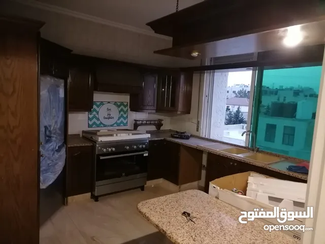 170 m2 3 Bedrooms Apartments for Sale in Amman Al Rawnaq