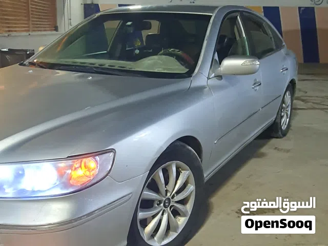 2008 هيونداي ازيرا Standard