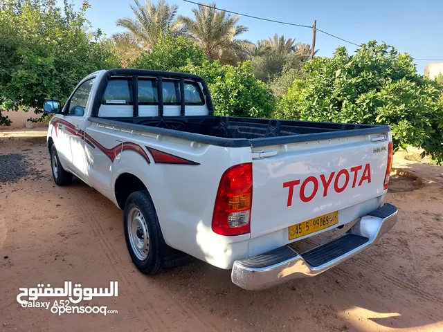 Used Toyota Hilux in Zawiya