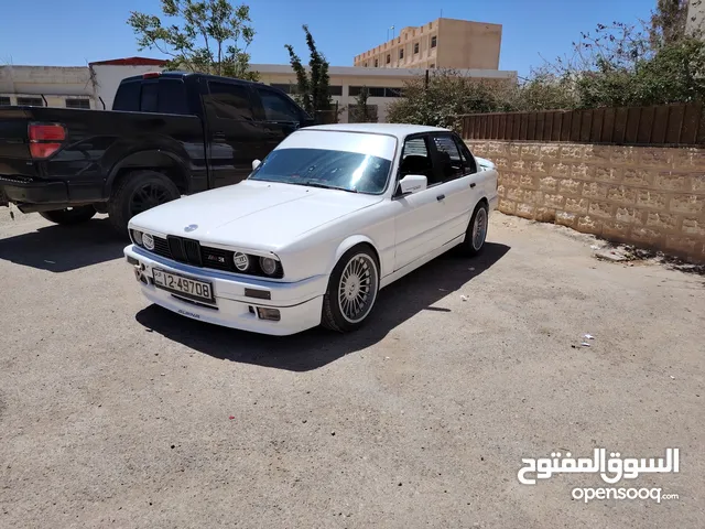 Bmw e30 بوز نمر للبيع
