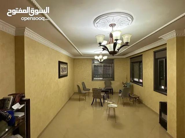 شقة مفروشة