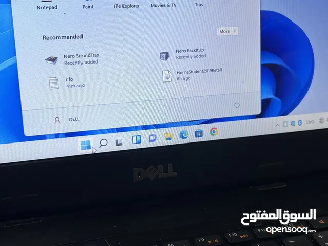 لابتوب Dell استخدام شخصي نظيف جدا