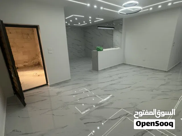شقة طابقية